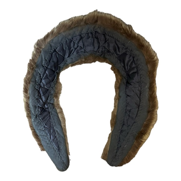 Beautiful vintage fur collar in excellent condition - Picture 3 of 3